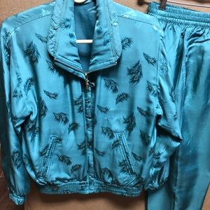 ATTRACTIVE WOMEN’S 100% SILK LEISURE SET